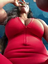 Bustykeyla webcam stripchat model stream image