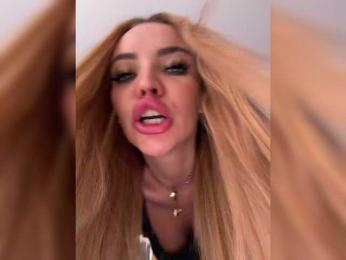 Madam_koss webcam model stream image