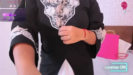 anany__ webcam model stream image