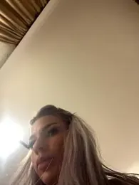 Russian_Ava webcam stripchat model stream image