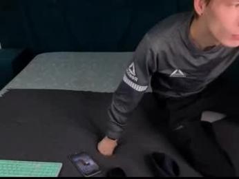 only_eric webcam chaturbate model stream image