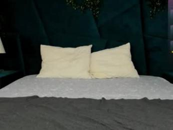 only_eric webcam model stream image