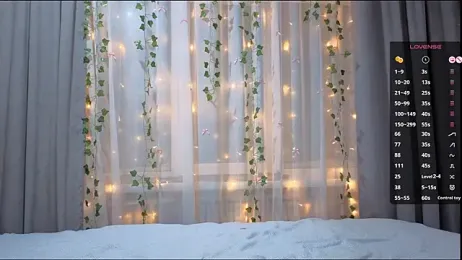 CarolinePepper webcam stripchat model stream image