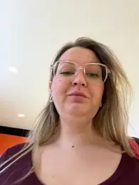 Teya_moon_ webcam model stream image