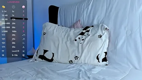 Ellamilano9 webcam model stream image