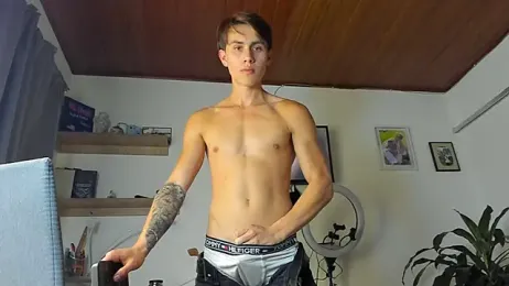 manucute_23_ webcam model stream image