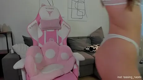 aesthetics__tease webcam model stream image