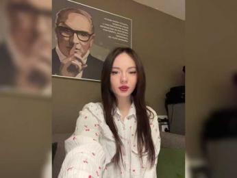 OlivkaVif webcam bongacams model stream image