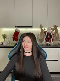 CurlyLara webcam stripchat model stream image