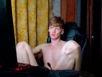 shyredstar webcam model stream image