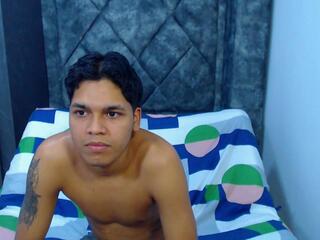 David Try webcam flirt4free model stream image