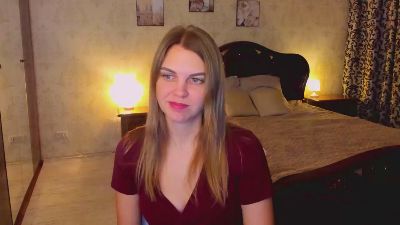 LunaFlinn webcam model stream image