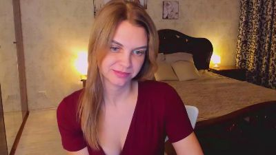 LunaFlinn webcam model stream image