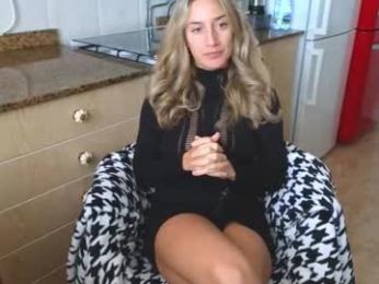 lunary_mix webcam chaturbate model stream image