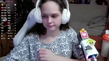 SharybbFace webcam model stream image