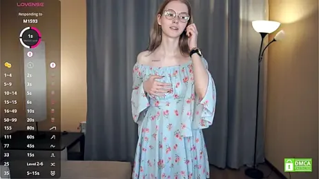 ToyaPletz webcam model stream image