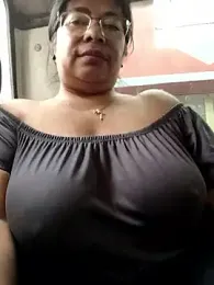 __valentina18 webcam model stream image