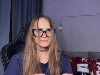 cutemilana_sexwife1 webcam bongacams model stream image