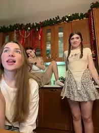 YKwhynot webcam stripchat model stream image