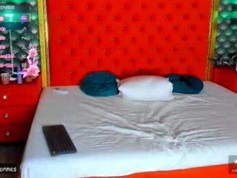 valleriejonnes webcam model stream image