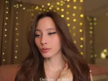 falinecrosthwaite webcam model stream image