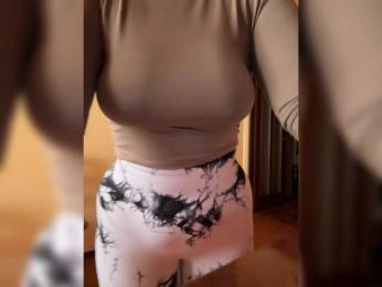 RedTobacco webcam model stream image