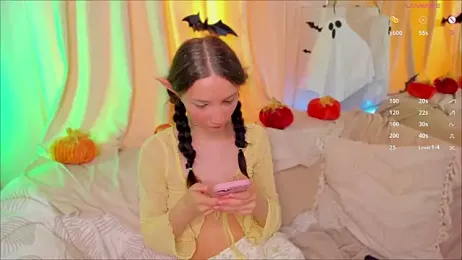 MilliMouse stripchat stream image