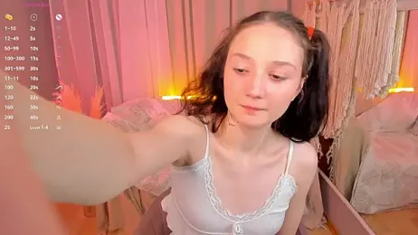 MilliMouse stripchat stream image